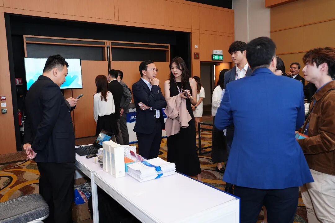 英方软件ceo现场交流