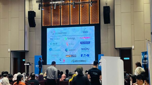 英方软件的数据管理理念与技术产品路线